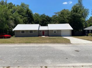 7623 SW 52nd Pl, Gainesville, FL 32608
