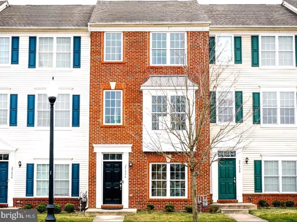 25426 S Riding Blvd, Chantilly, VA 20152