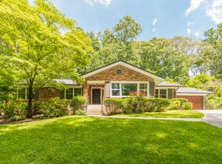 6855 Castleton Dr, Sandy Springs, GA 30328