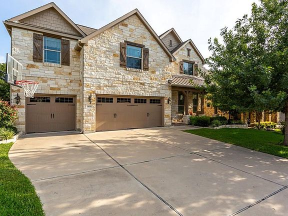 3rd image of 4616 Monterosa Ln