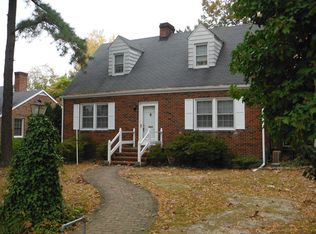 102 Tucker Ave, Crewe, VA 23930