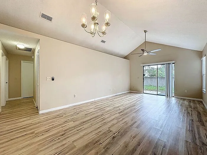 5392 Rocking Horse Pl — Photo 18
