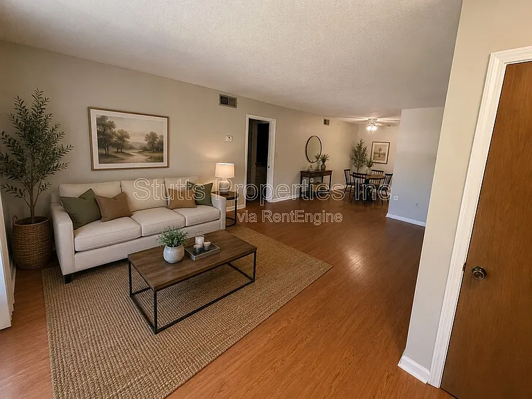 Darby Place Apartments — Photo 23