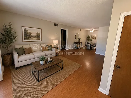 Floor plan 2 Bedroom 1.5 Bath