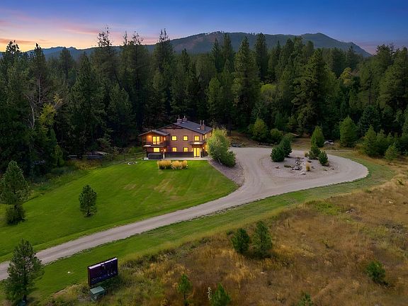 2nd image of 702 Ranch Ridge Ln
