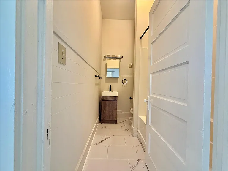 1427 Church St #2 — Photo 14