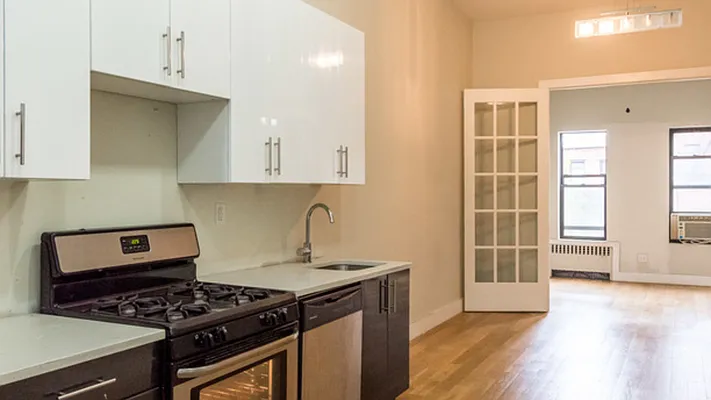 Rented by Nooklyn NYC LLC | media 4