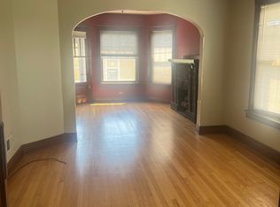 4106 N Damen Ave APT 3, Chicago, IL 60618