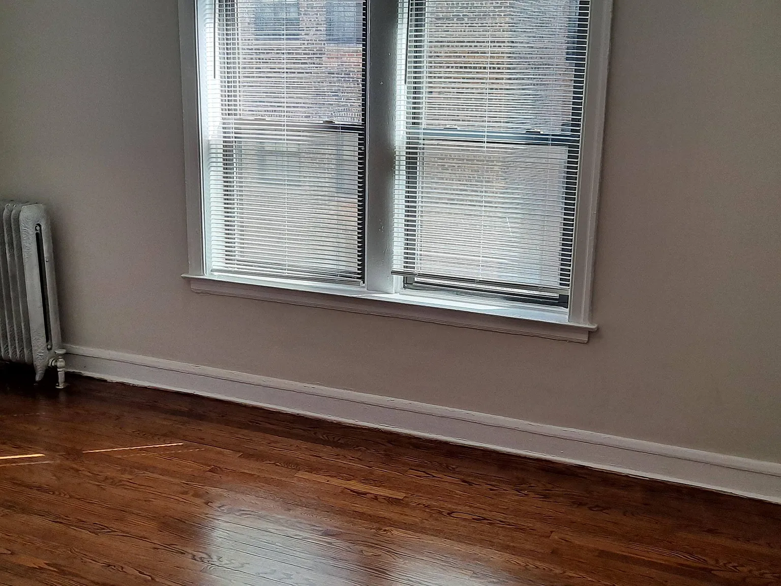 49th Street Apartments — Photo 4