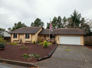 4045 Spruce St, Florence, OR 97439