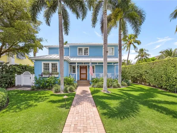 287 11th Ave S, Naples, FL 34102