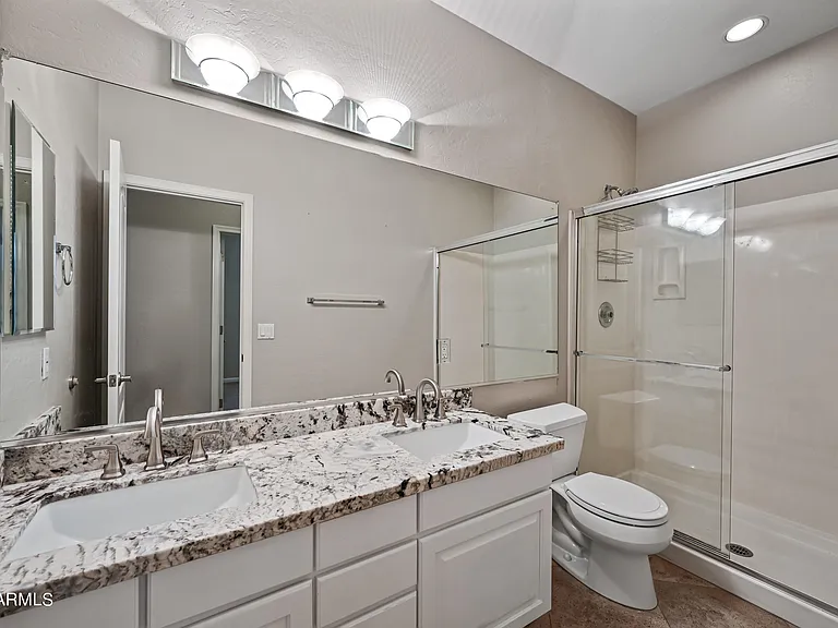 6057 E Campo Bello Dr — Photo 33