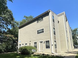 508 W White St #11211467, Champaign, IL
