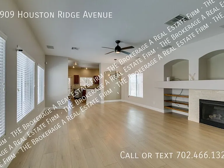 8909 Houston Ridge Ave — Photo 5