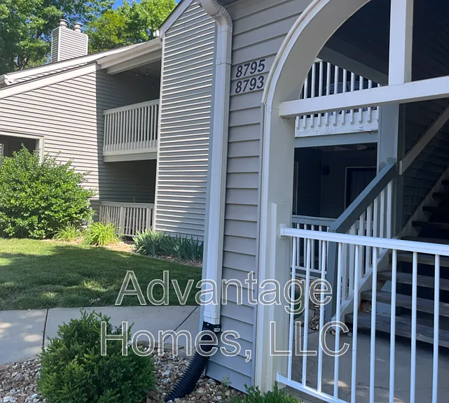 8793 W 106th Ter — Photo 1