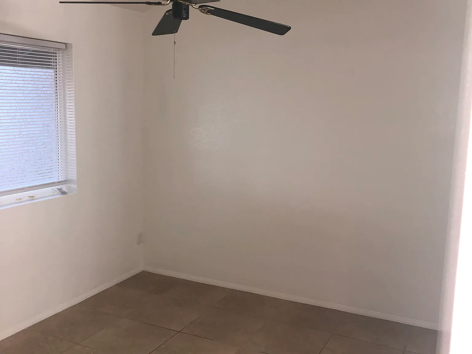 2 bed, 813 sqft, $1,400 — Photo 2