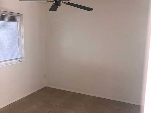 2nd image of 425 E Cullumber Ave Unit D