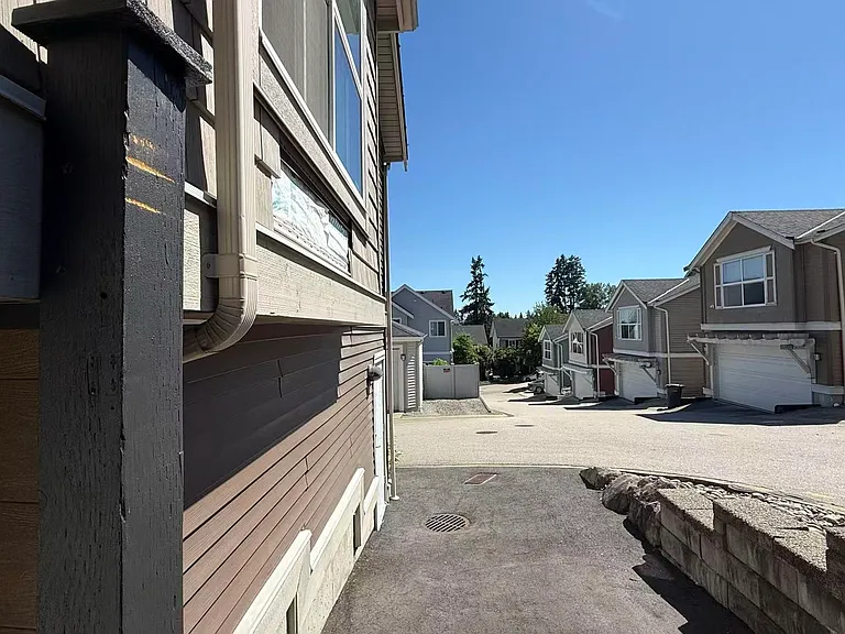 3430 Roxton Ave #LANEWAY — Photo 14