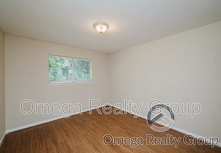 139 Foust Ct #129 — Photo 13