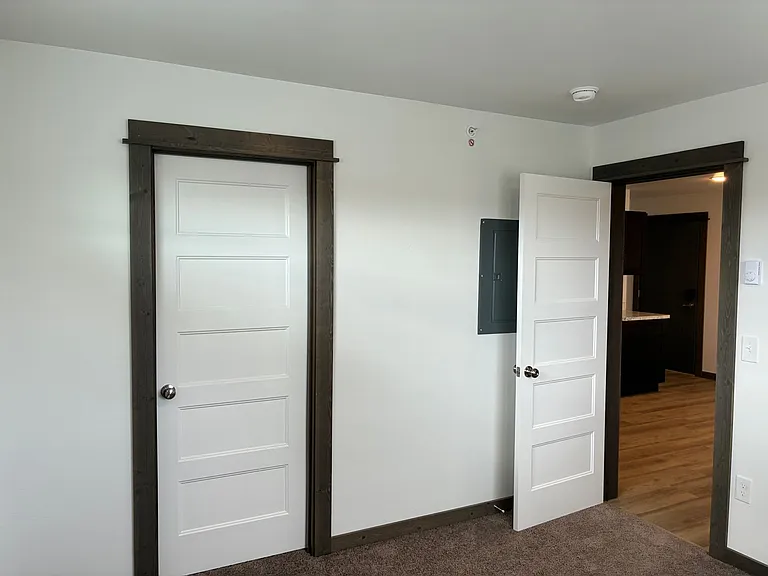 1144 Abigail Ln — Photo 18