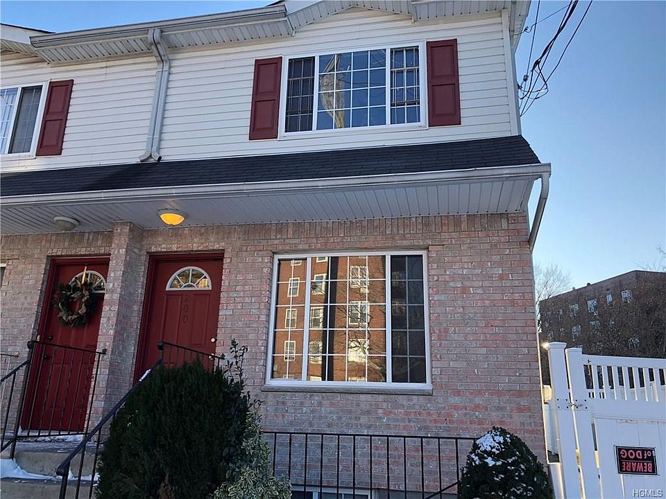 2nd image of 200 Osgood Ave