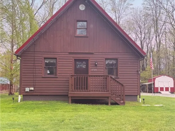 1729 Glenwood Dr, Jamestown, PA 16134