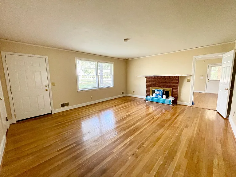 5906 Pine Valley Rd — Photo 17