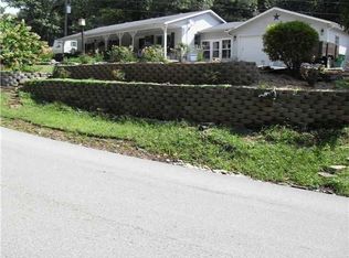 7960 N Fox Hollow Rd, Bloomington, IN 47408