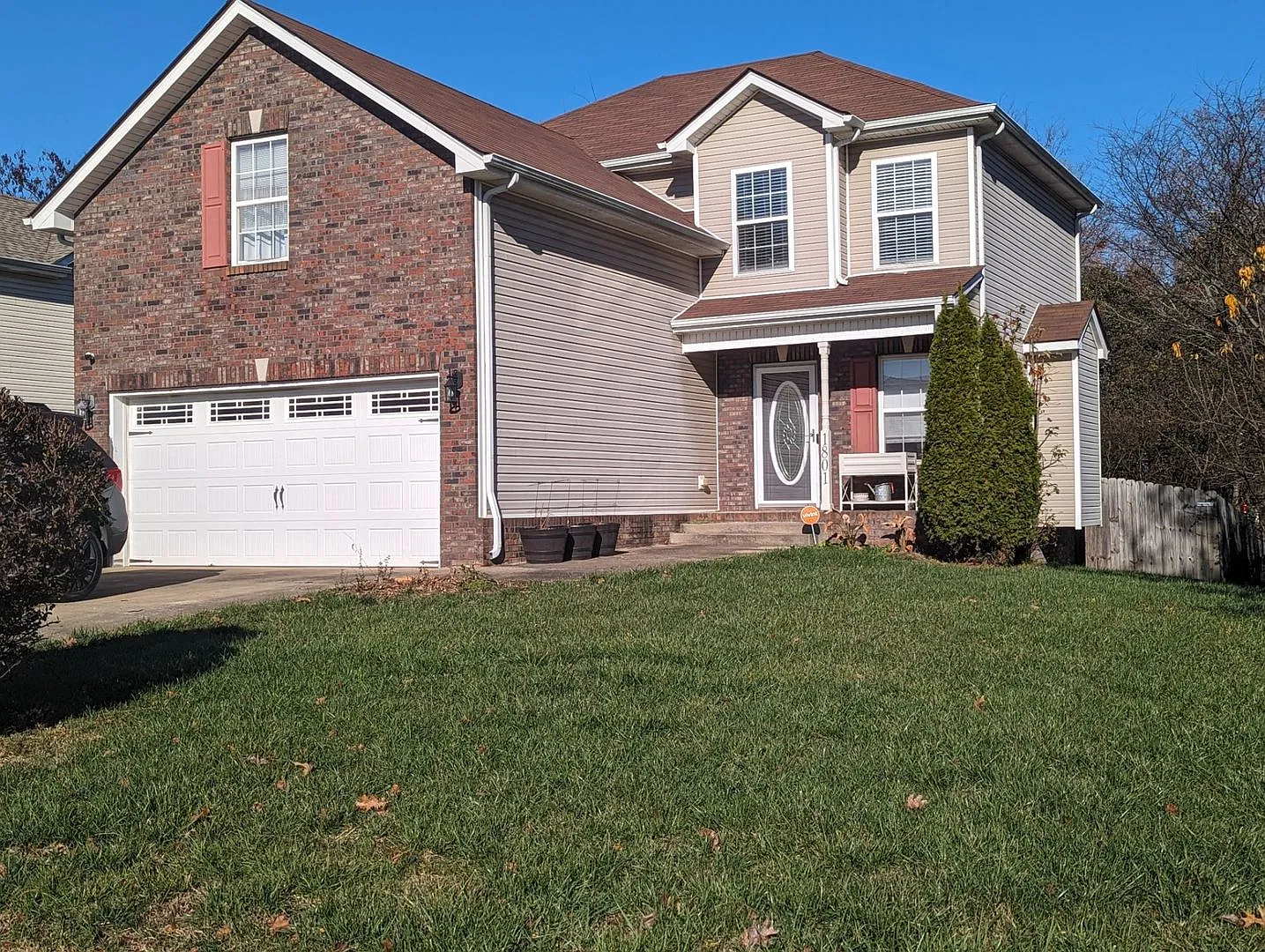 Spacious 3-Bedroom Home with Bonus Room & 3 Full Bathrooms — Photo 1