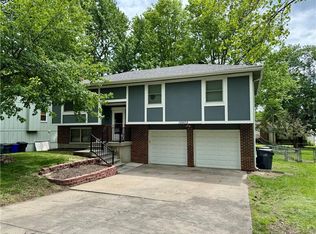 15905 W 154th St, Olathe, KS 66062