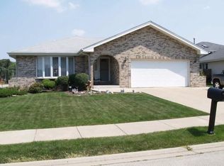 7501 Cronin Ave, Justice, IL 60458