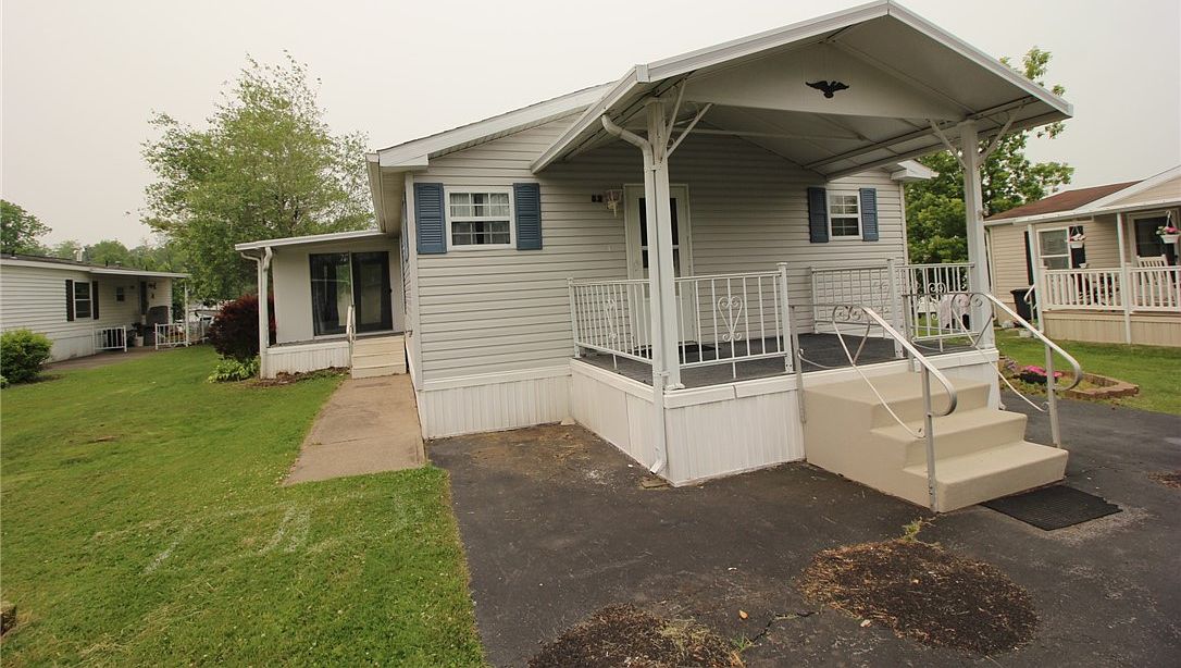 82 Picture Book Park, West Bloomfield, NY 14585 Zillow