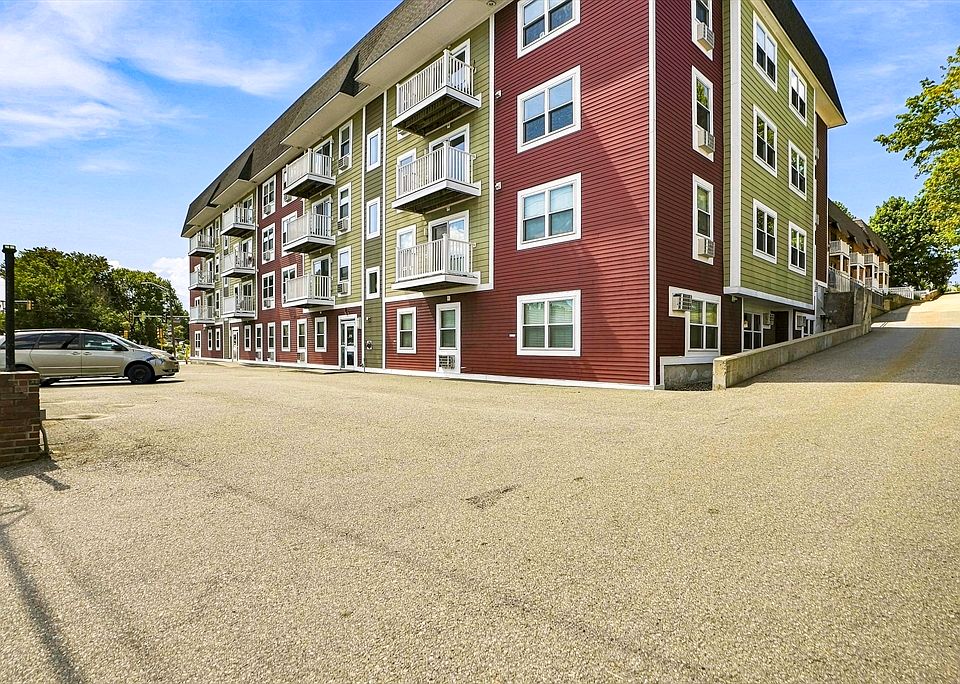 1st image of 275 W Main St APT 14