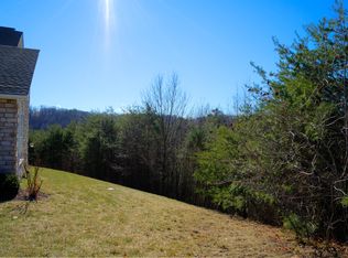 3710 Beeman Cir, Anchorage, AK 99507