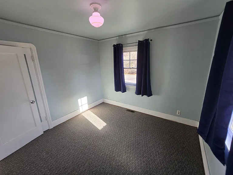1822 Earle St — Photo 7