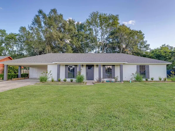 6514 Mosswood Dr, Monroe, LA 71203