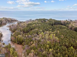 12 Neumans Rd, Heathsville, VA 22473