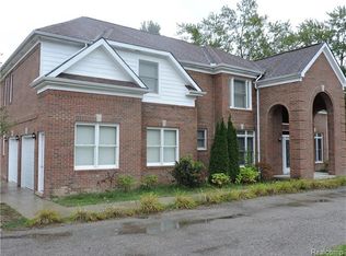 25144 Inkster Rd, Southfield, MI 48033