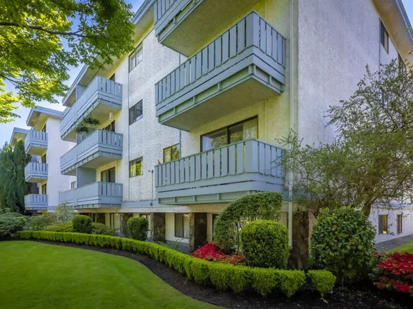 477 Superior St, Victoria, BC V8V 1T5
