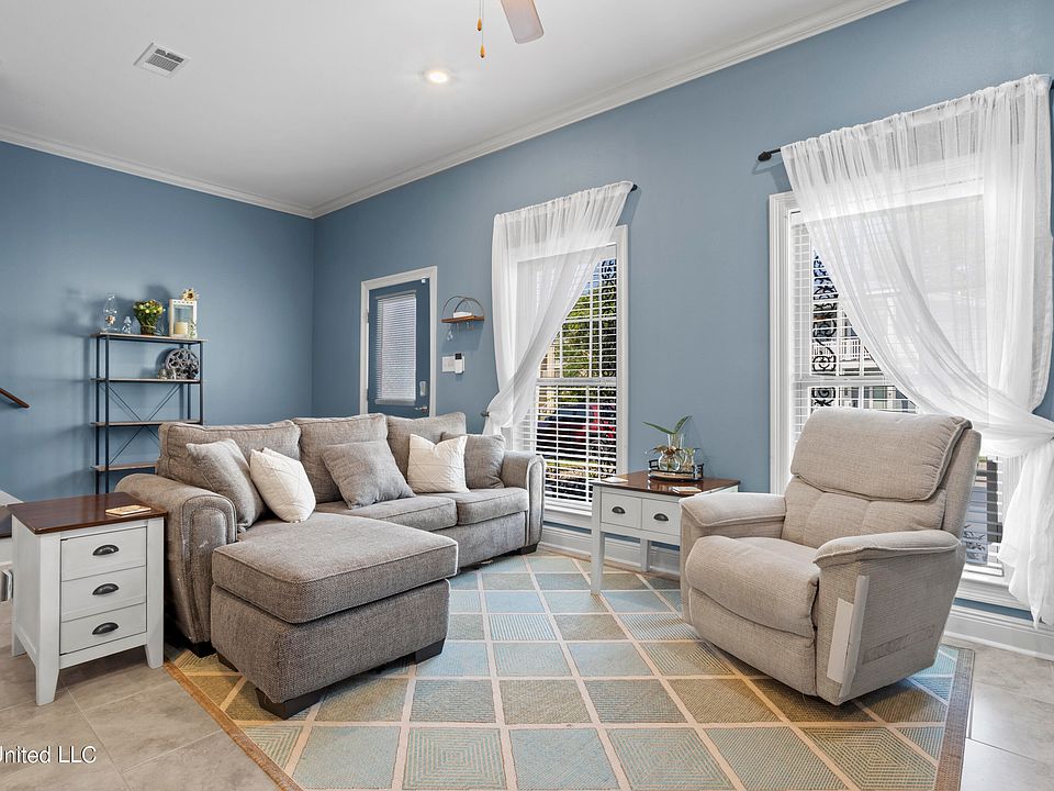 2nd image of 64 Oak Alley Ln