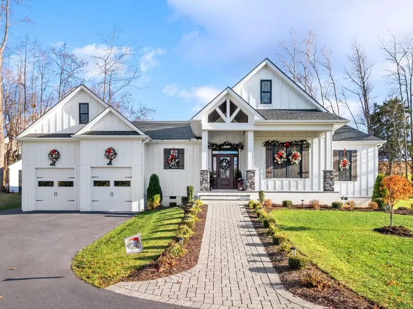 1100 Lakeview Dr, Harrisonburg, VA 22801
