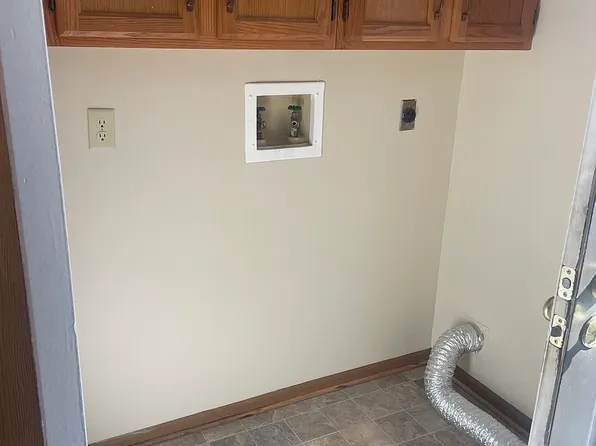 700 Larch St APT B, Tipp City, OH 45371