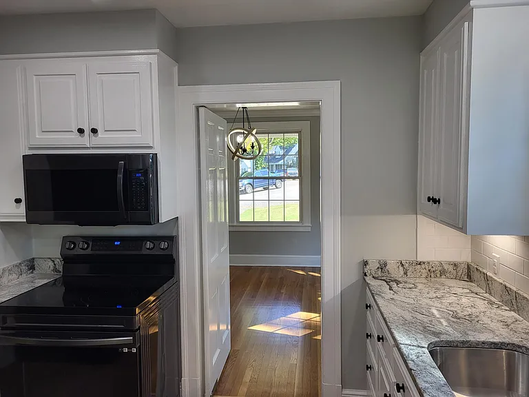 121 Kenilworth Ave — Photo 9