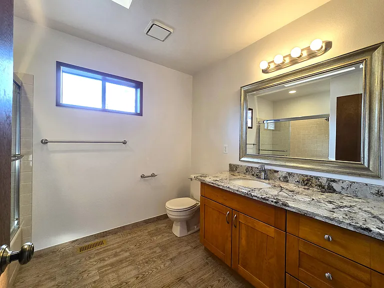 Bathroom Upstairs