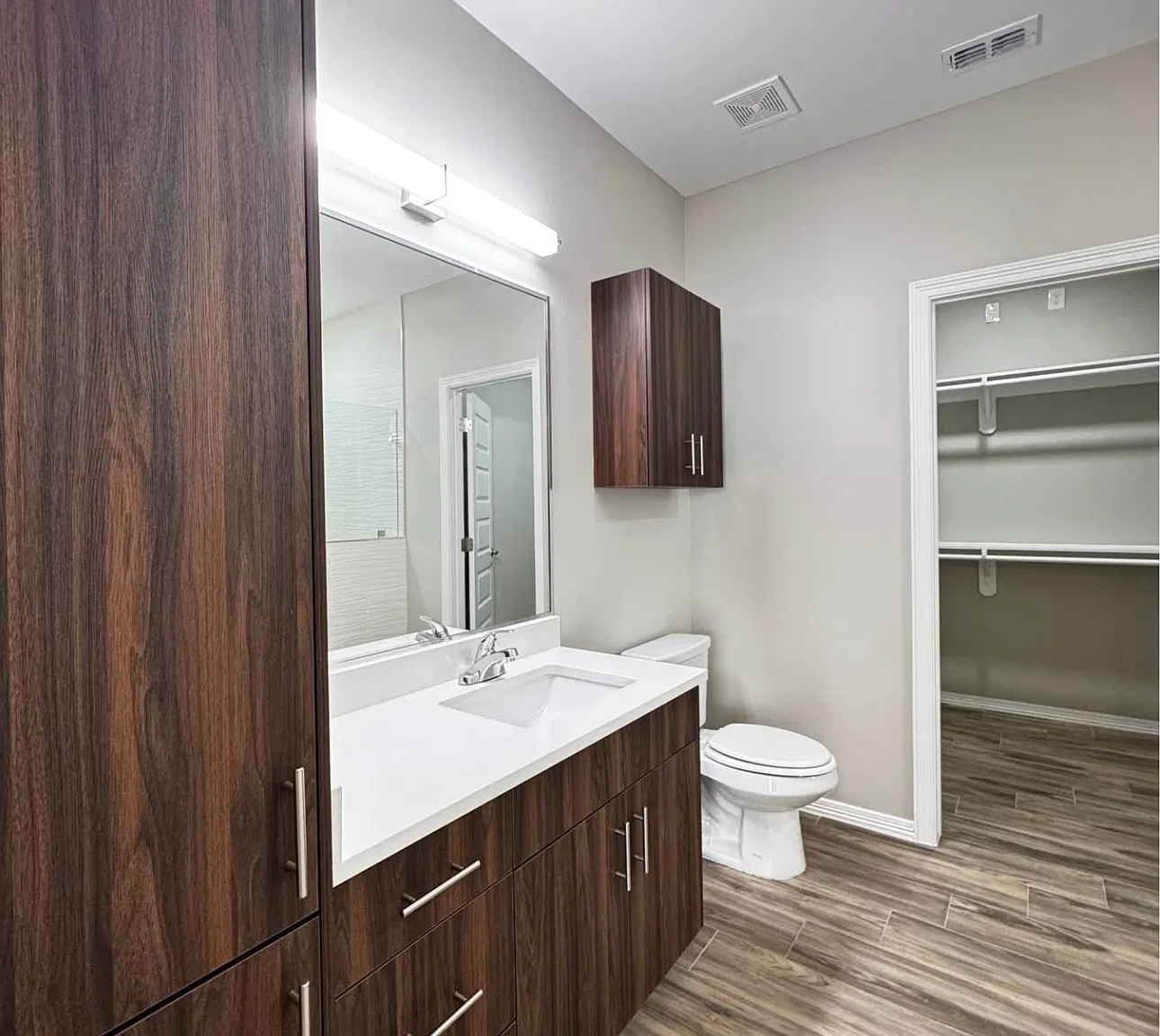1 bed, 1.0 bath, 800 sqft, $958 — Photo 4
