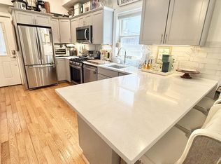 6 Beech St #1, Cambridge, MA 02140