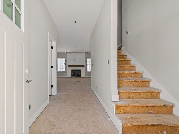 4th image of 75 Sycamore Hl Lot 75