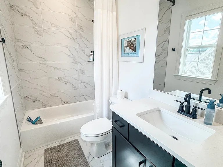 621 Covington Walk Ln S — Photo 13