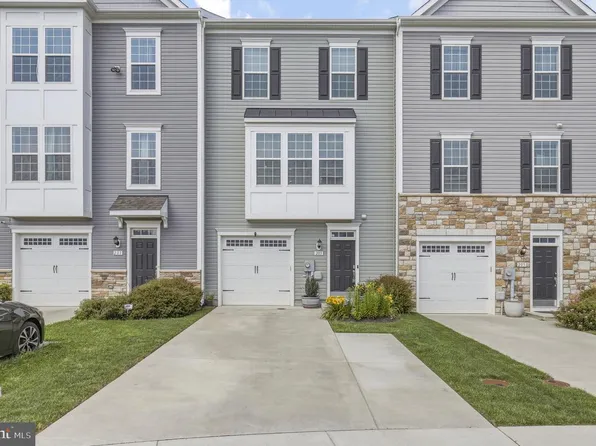 203 Longley Green Dr, Walkersville, MD 21793