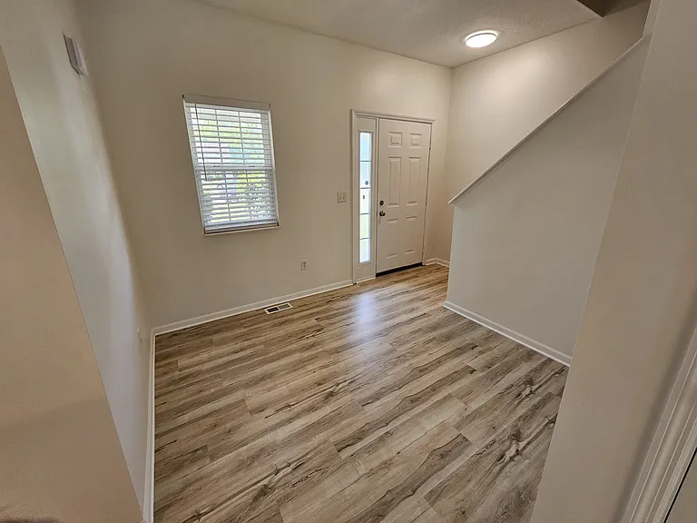 126 Wagnalls Ct — Photo 6